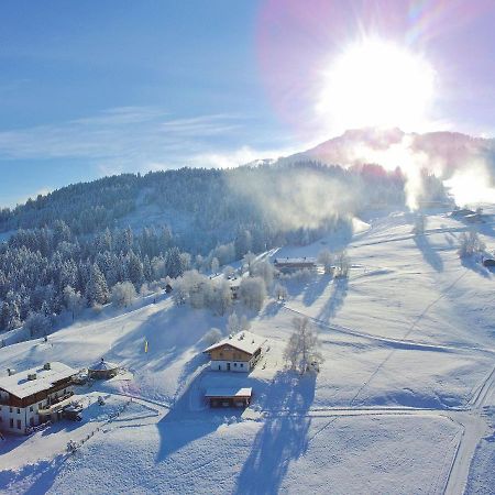 Chalet On The Ski Slope In St Johann In Tyrol Apfeldorf Ngoại thất bức ảnh